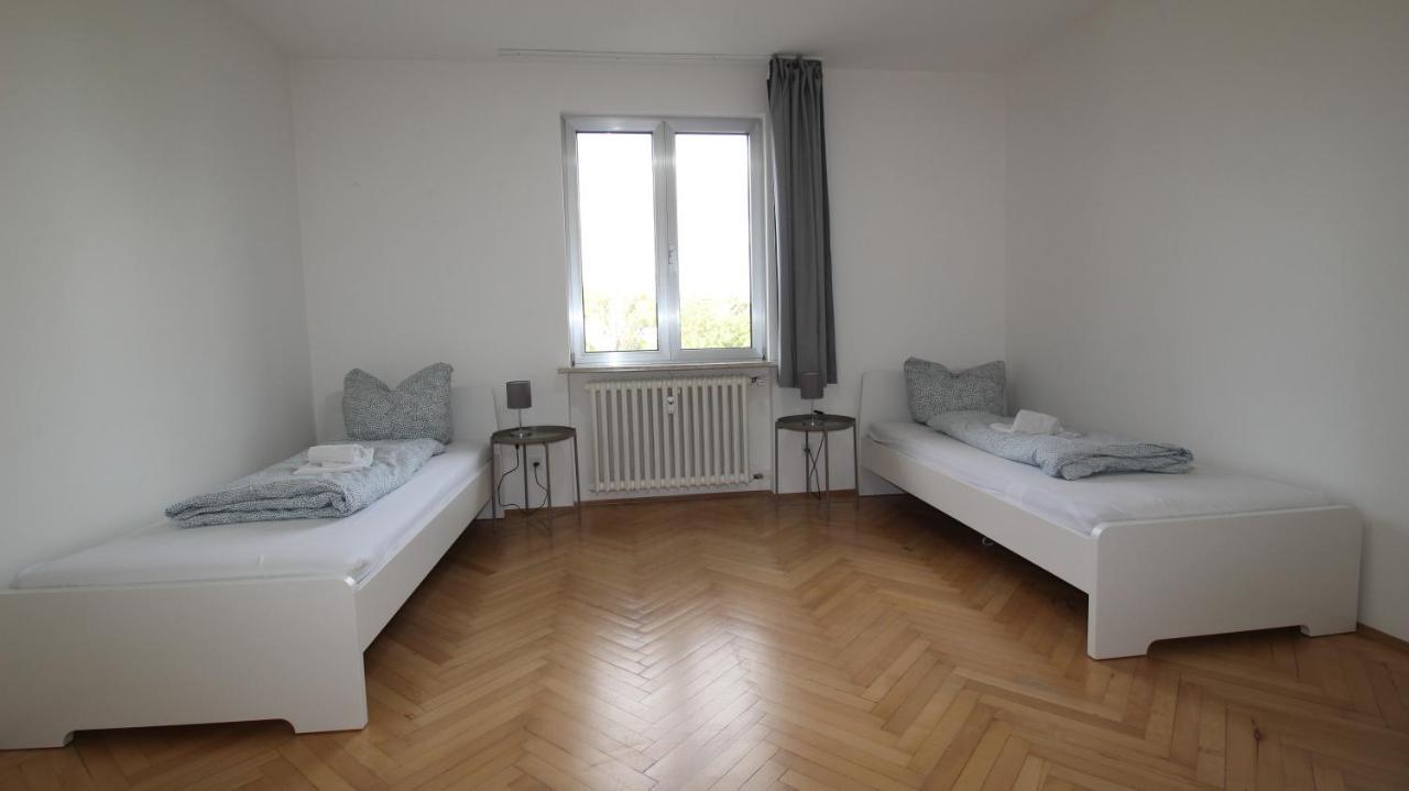 Apartmenthaus Kitzingen - Grosszuegige Wohnungen Fuer Je 6 Personen Mit Balkon Eksteriør billede