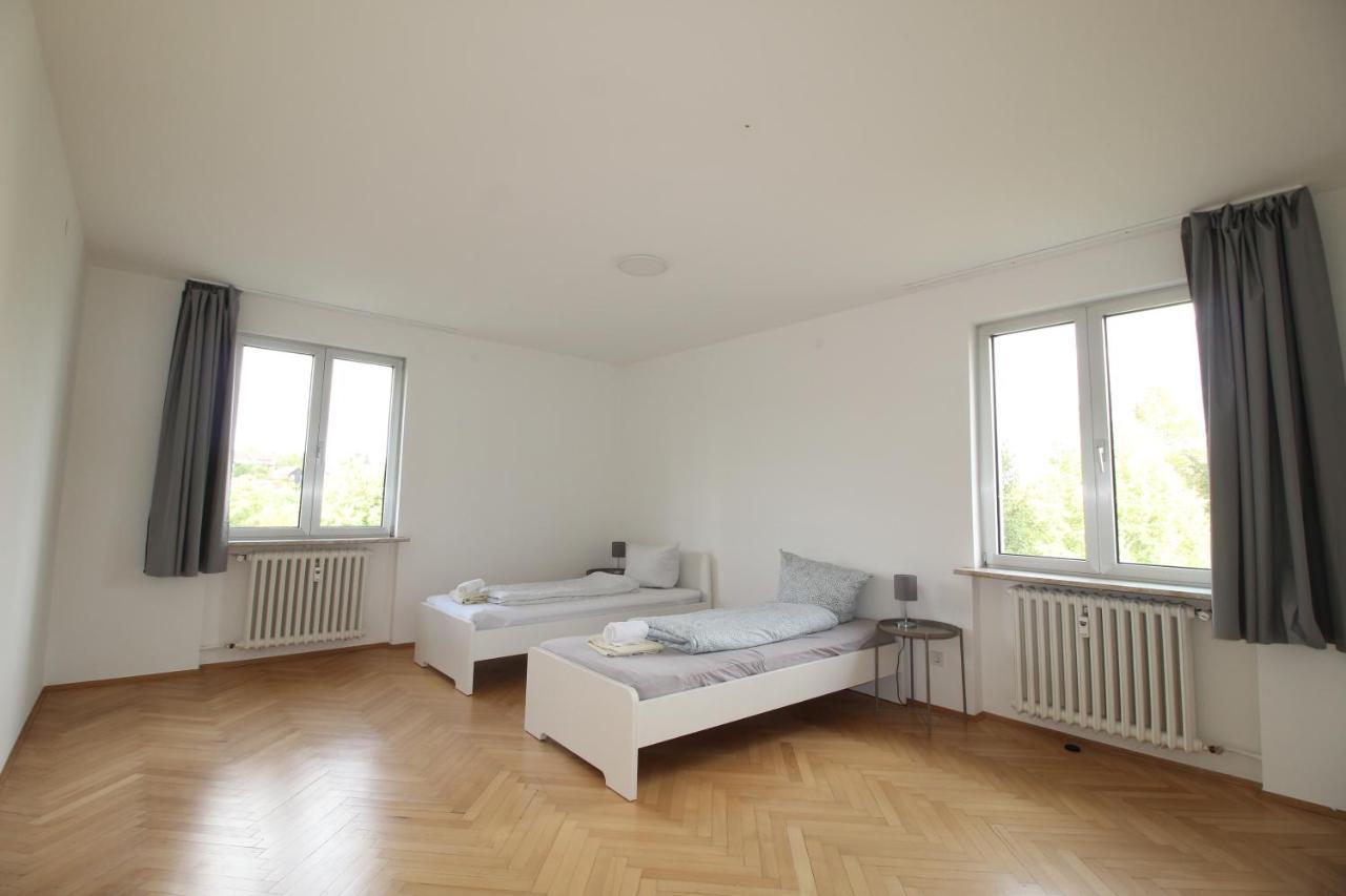 Apartmenthaus Kitzingen - Grosszuegige Wohnungen Fuer Je 6 Personen Mit Balkon Eksteriør billede