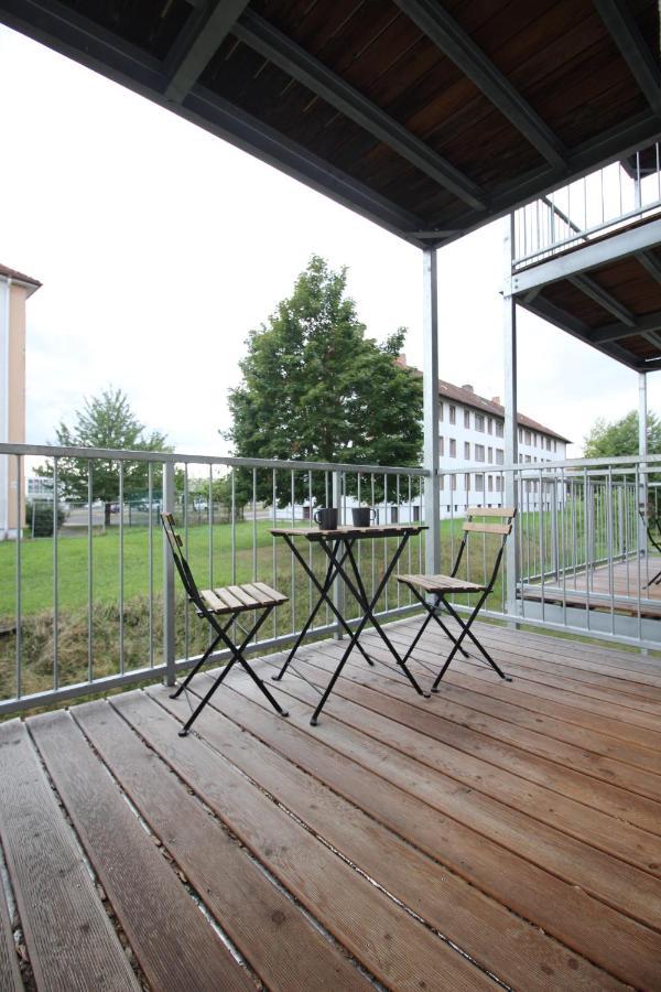 Apartmenthaus Kitzingen - Grosszuegige Wohnungen Fuer Je 6 Personen Mit Balkon Eksteriør billede