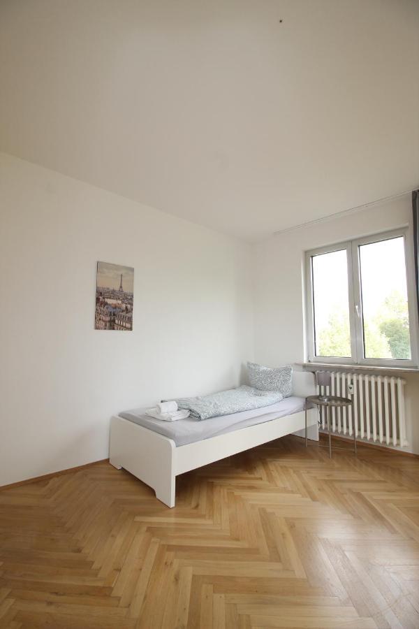 Apartmenthaus Kitzingen - Grosszuegige Wohnungen Fuer Je 6 Personen Mit Balkon Eksteriør billede